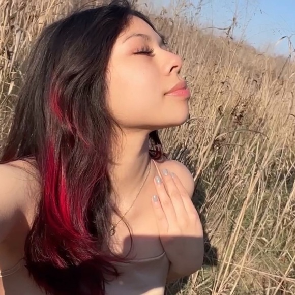 Meet the Posher Other - Meet your Posher, Ashley